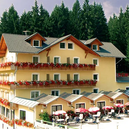 Hotel Liebesnesterl Bergwirt - Boutique 4*