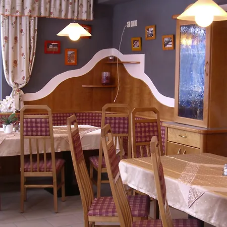 מלון Liebesnesterl Bergwirt - Boutique Köflach